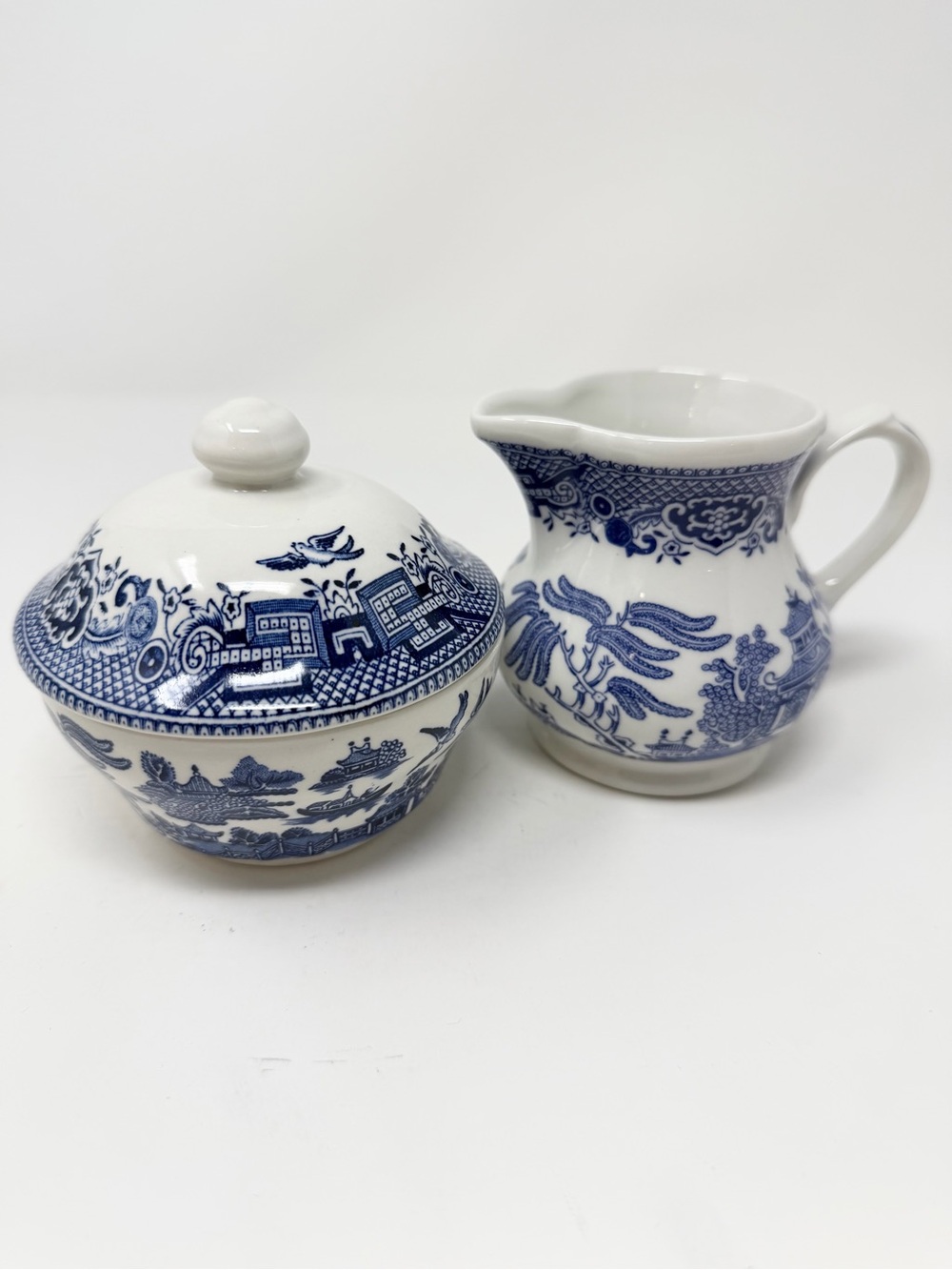 NWT Churchill England Blue Willow Sugar and Creamer Set Vintage